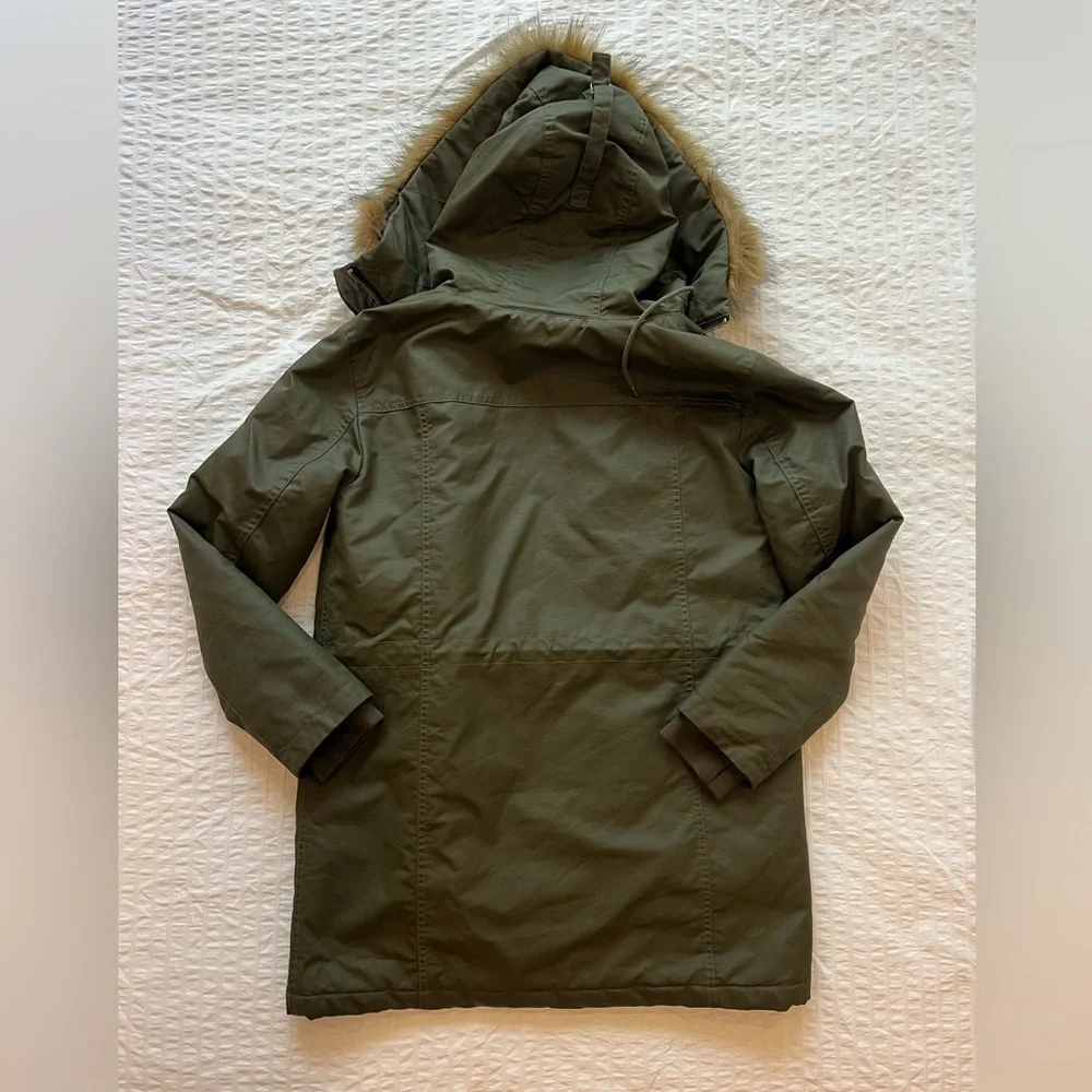J.Crew Perfect Winter Parka with PrimaLoft® in Olive Green, Size Small